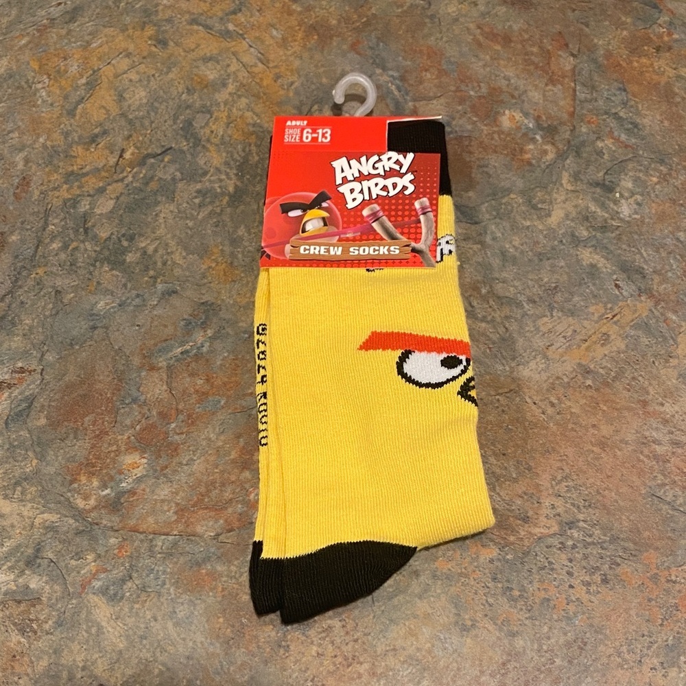 Angry Birds Yellow Crew Adult Socks Size 6-13 NWT